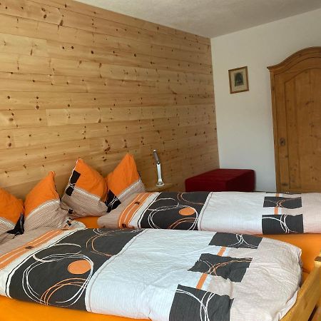 Ferienwohnung In Tschlin Mit Panoramablick 외부 사진