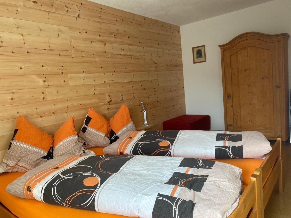 Ferienwohnung In Tschlin Mit Panoramablick 외부 사진